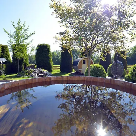 Country house Insolites A - Roulottes Et Manoir - Roulotte Colibri *