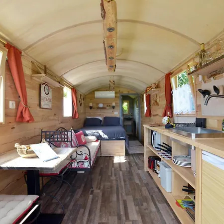 Insolites à - Roulottes Et Manoir - Roulotte Colibri Casa de Campo Chimay