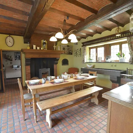 Insolites à - Roulottes Et Manoir - Roulotte Colibri Chimay