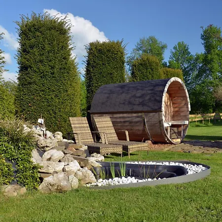 Insolites A - Roulottes Et Manoir - Roulotte Colibri Casa rural Chimay