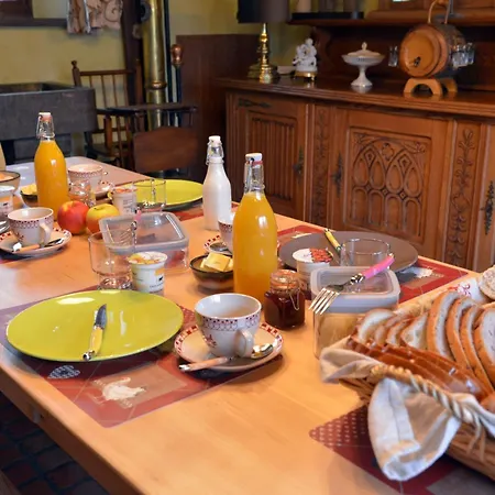 Insolites à - Roulottes Et Manoir - Roulotte Colibri Chimay