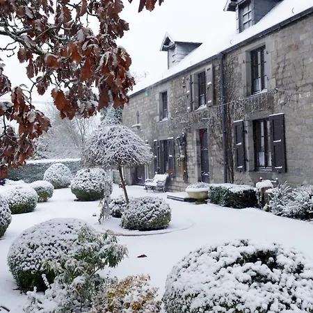 Insolites A - Roulottes Et Manoir - Roulotte Colibri Chimay