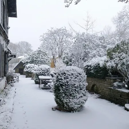 Insolites A - Roulottes Et Manoir - Roulotte Colibri *