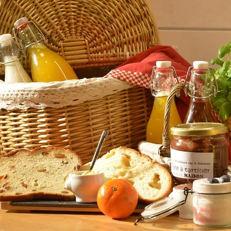 Landhaus Insolites A Chimay - Les Roulottes A Riezes *